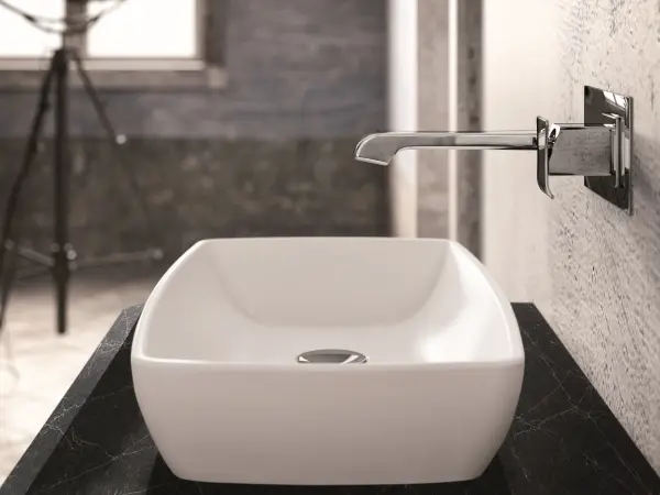 ART 08 — Detailansicht