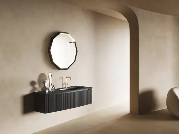 Waschtisch VERTIGO EVO 05 durchgehend in Graphitschwarz mit organischem Becken und goldener Armatur