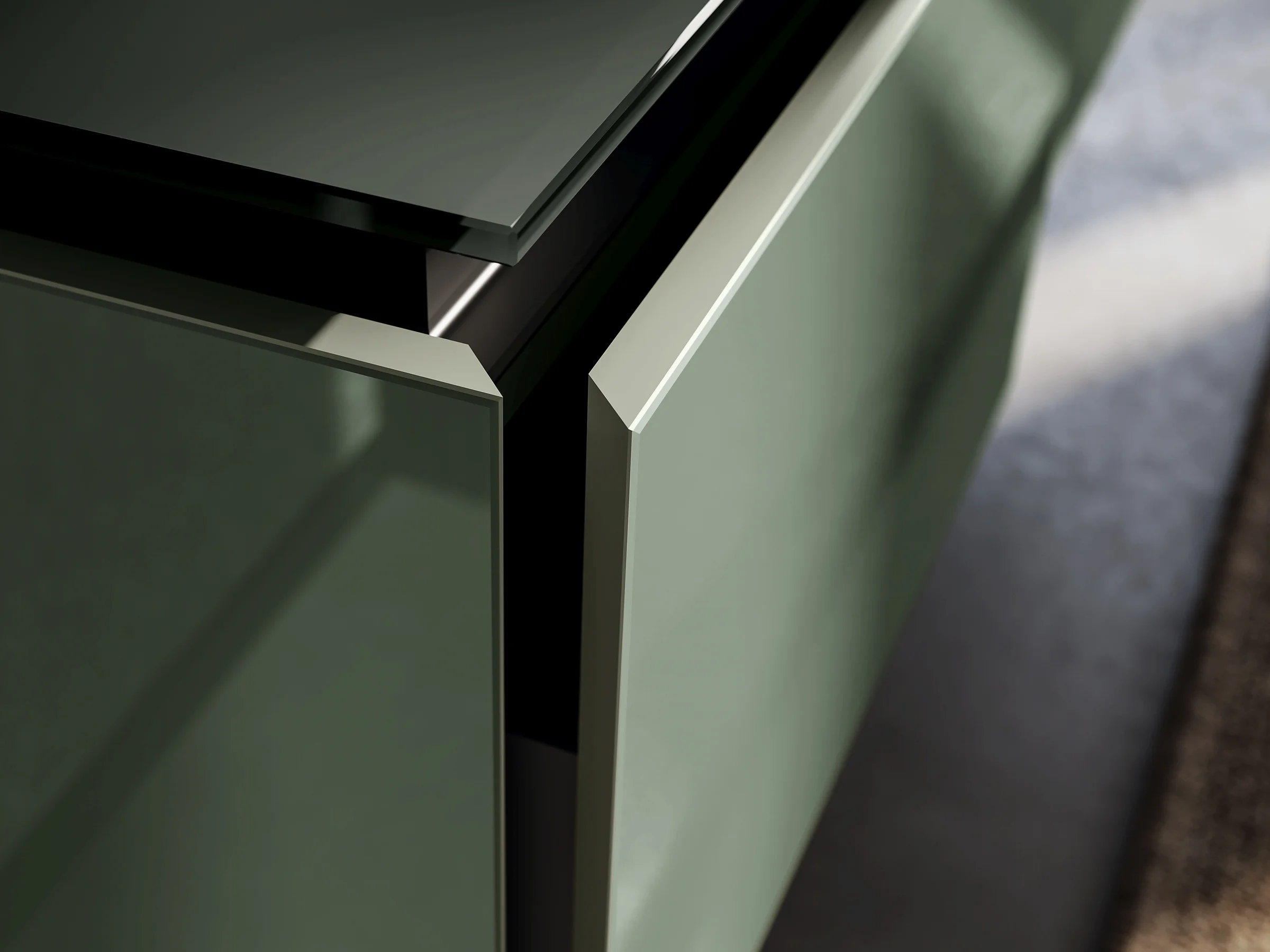 Hochglanz-Lackierung in Grün, Nahaufnahme Kante und Oberfläche