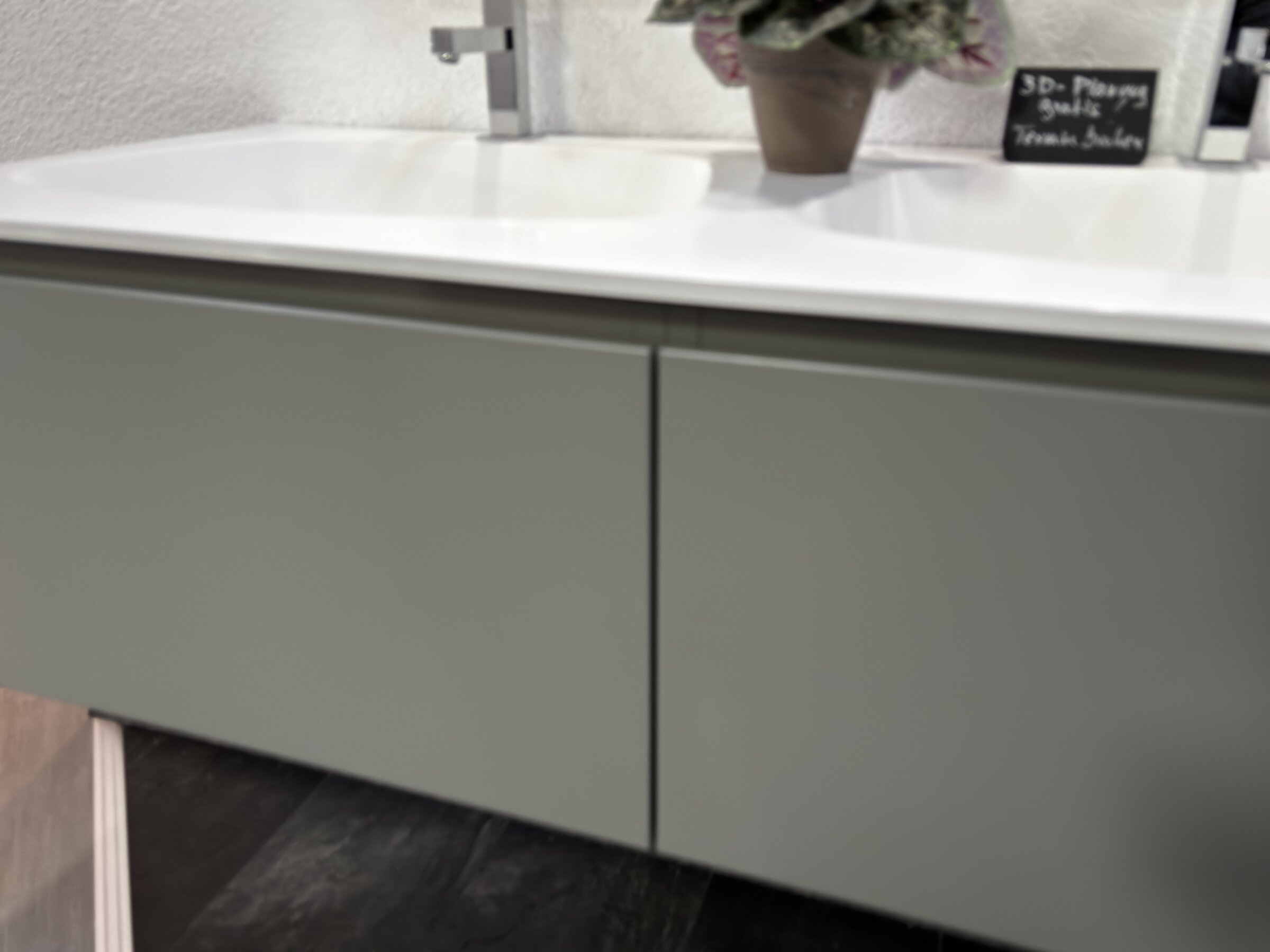 Outlet-Aktionsware Koje 21: Doppel-Waschtisch 120 cm 6 Abverkauf Doppelwaschtisch 120 cm - neu - Ludwigsburg